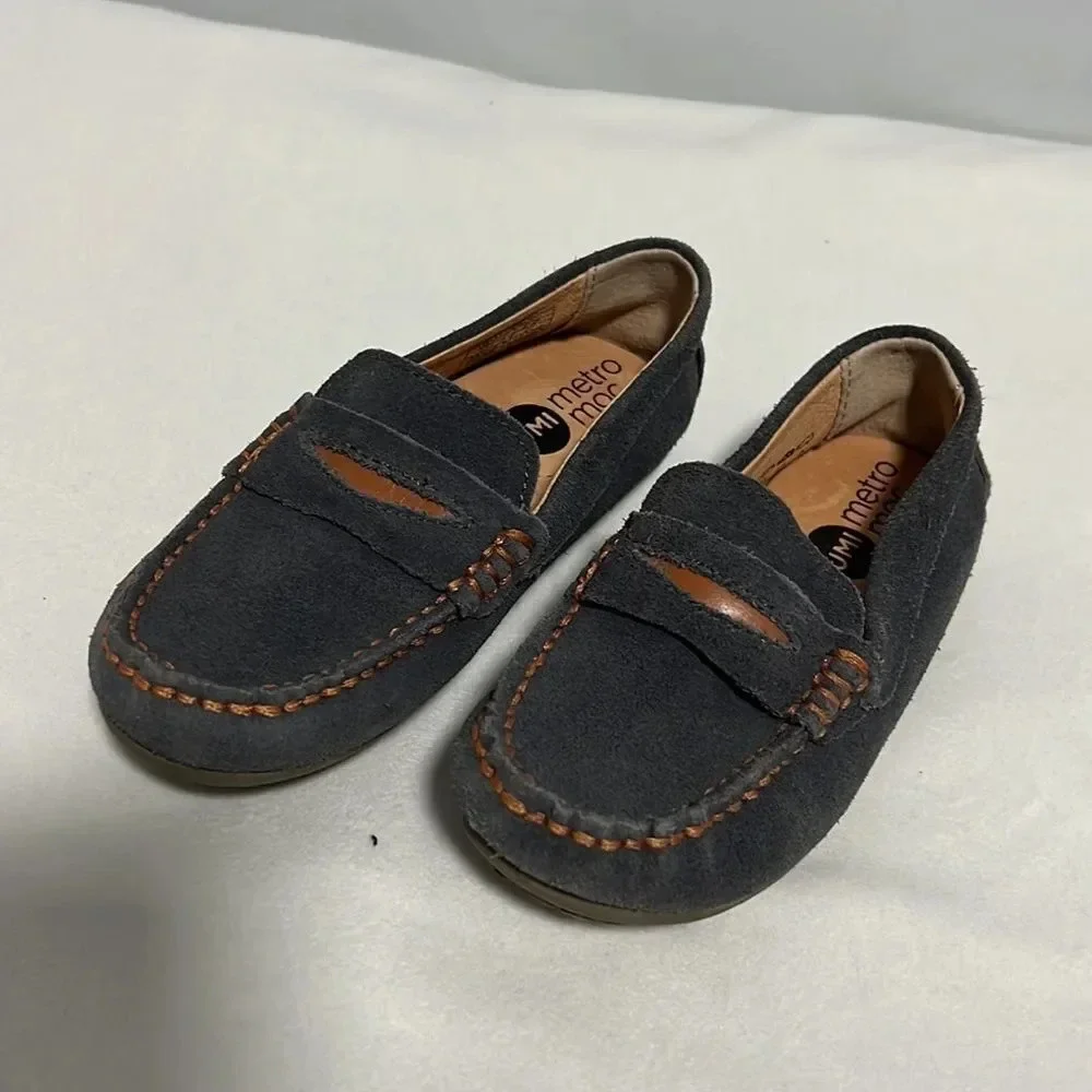 UMI Toddlers Boys Dark Gray Oxford Suede Slip On Loafers size 27 NWOT